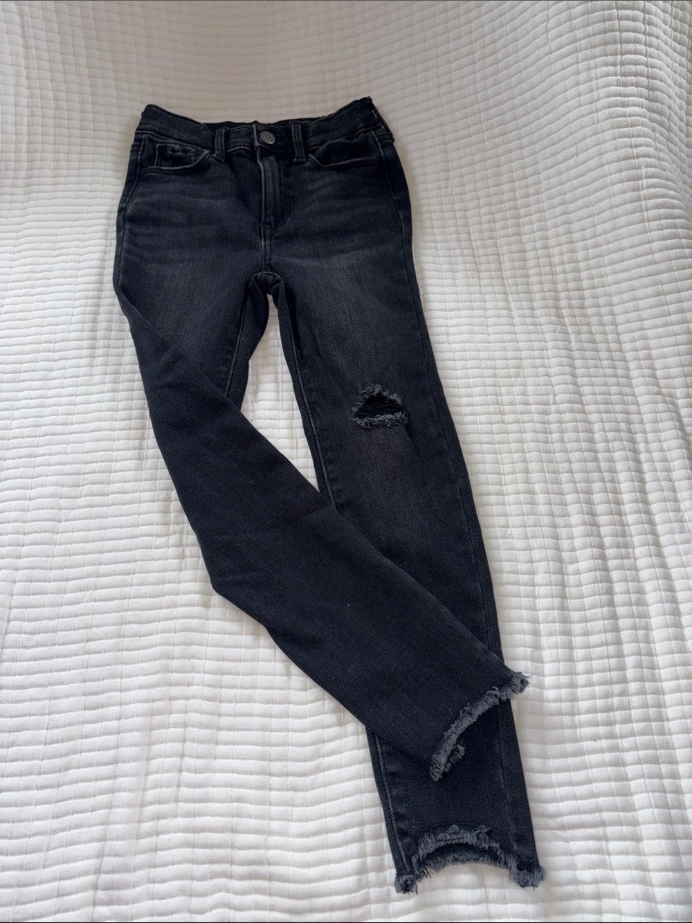 Old Navy Black Skinny Jeans with Distressed Knee
